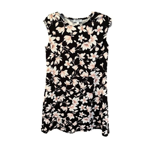 Nine West Black Multi Women's Cap
Sleeve Printed Swing Dress - Picture 6 of 9